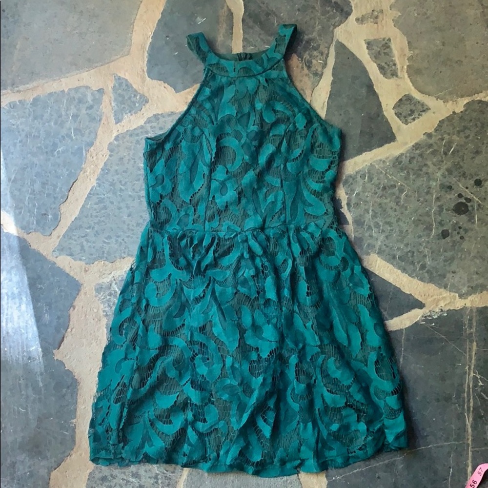 Gorgeous soft emerald lace dress!
